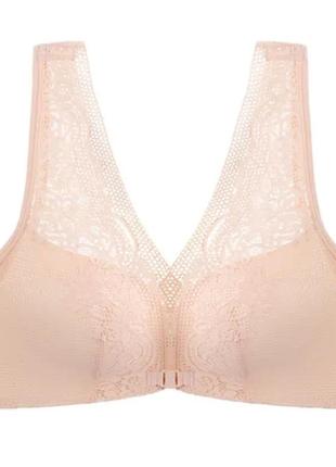 Бюстгальтер с чашками пуш-ап и застежкой спереди