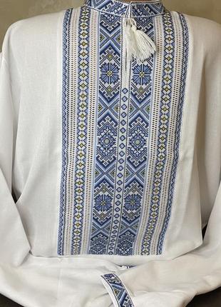 Стильна гуцульська чоловіча вишиванка на білому домотканому полотні ручної роботи. ч-1852