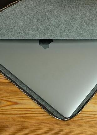 Чохол для macbook з повстяною підкладкою на блискавці,шкіра італійський краст відбиток №2,колір кава4 фото