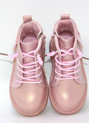 Дитячі рожеві демісезонні черевики для дівчинки з блискавкою рожевий2 фото