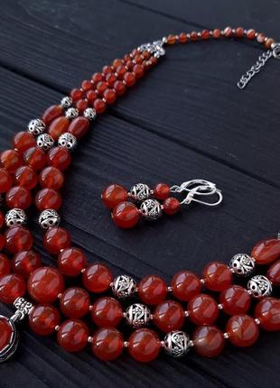 Бусы из натурального сердолика с подвеской