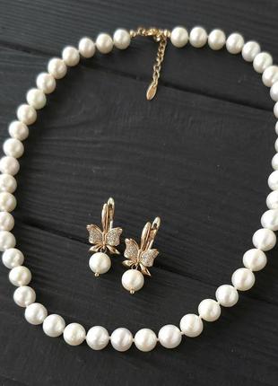 Розкішна класика намисто та сережки з натуральних перлів у позолоті