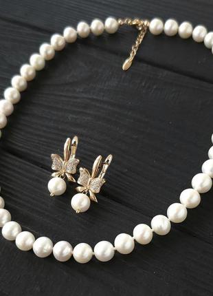 Розкішна класика намисто та сережки з натуральних перлів у позолоті2 фото