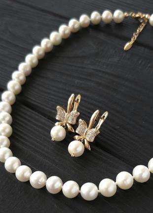 Розкішна класика намисто та сережки з натуральних перлів у позолоті3 фото