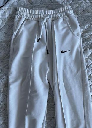 Спортивные штаны nike3 фото