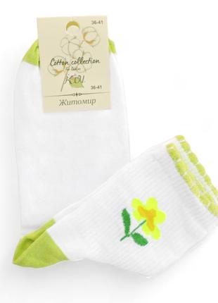 Жіночі шкарпетки "flower-l" білі