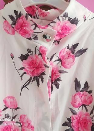 Блуза у квітах2 фото
