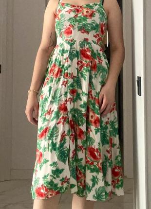 Плаття міді для літа з квітковим принтом.2 фото