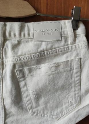 Женские джинсовые шорты бренда glamorous.3 фото