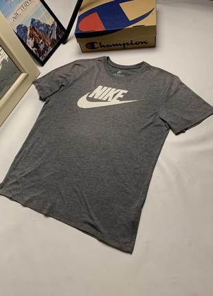 Футболка nike big logo