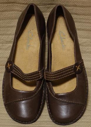 Добротные темно-коричневые кожаные туфли в мокасинном стиле clarks 4.( 23,4 см.)2 фото