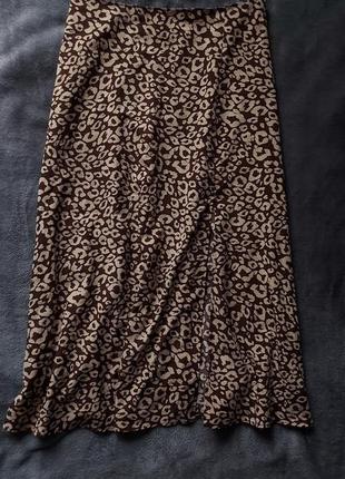 Юбка леопардовая с разрезом