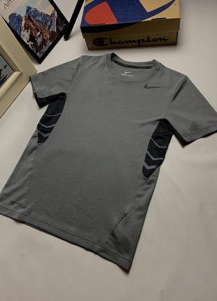 Футболка nike dri-fit