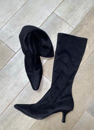 Чорні замшеві чоботи-панчохи,киттен хіллс,маленький тонкий каблук,гострий носок