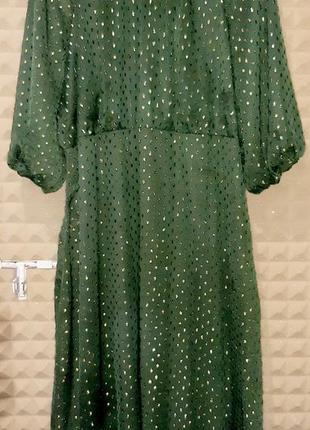 Невероятное стильное воздушное платье трендового зеленого цвета большого размера7 фото