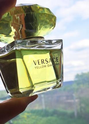 Versace yellow diamond edt3 фото