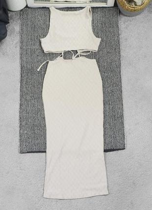 Нова бежева сукня missguided4 фото