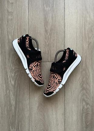 Кроссовки adidas by stella mccartney