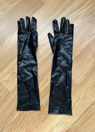 Черные перчатки1 фото