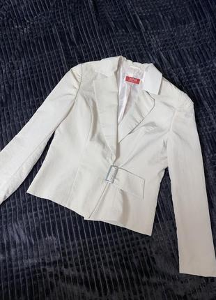 Бежевий шовковий піджак,піджак на запах,приталений жакет