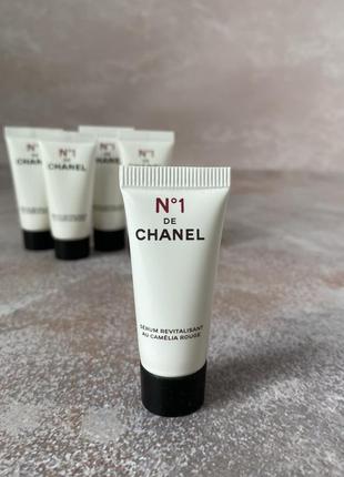 Chanel - №1 de chanel serum revitalisante - відновлююча сироватка для обличчя