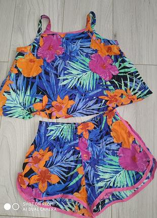 Новый летний комюмчик (шорты и майка)