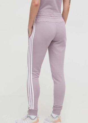 Спортивні штани з колекції adidas( ir5379  )2 фото