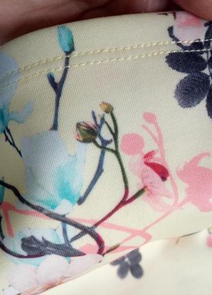 River island юбка с цветочным принтом для девочки (7-8роков)3 фото