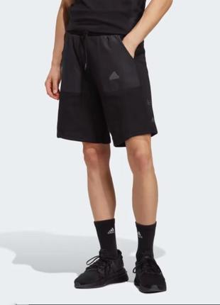 Adidas спортивні шорти city escape shorts ic9735 чорні regular fit