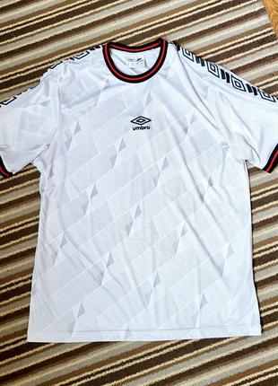 Футболка umbro1 фото