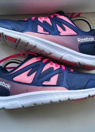 Жіночі легкі зручні для бігу 

reebok3 фото