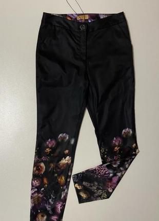 Женские брюки укороченные штаны xs s цветочный тед бейкер цветы ted baker1 фото
