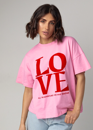 Особлива ніжність: футболка love для вашого романтичного настрою