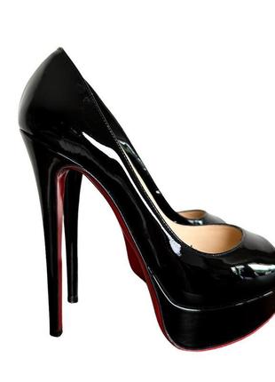 Жіночі туфлі босоніжки christian louboutin lady peep2 фото