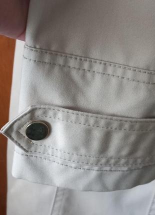 Жіночий плащ 6