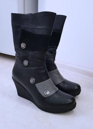 Зимові чоботи шкіра +цигейка 37 р.