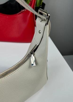 Женская кожаная сумочка, стильная сумка из натуральной кожи, маленькая бежевая сумка на плече2 фото