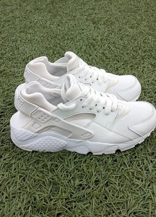 Жіночі кросівки nike air huarache run gs3 фото