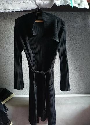 В'язаний кардиган.