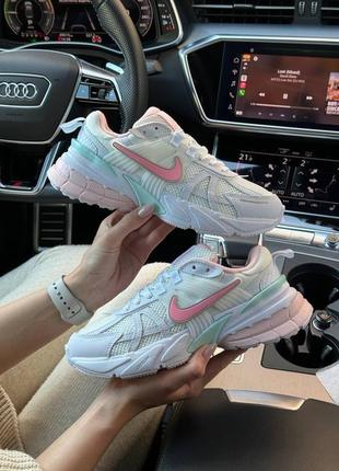 Женские кроссовки nike runtekk wmns white pink4 фото