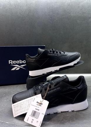 Кросівки жіночі reebok classic leather black оригінал