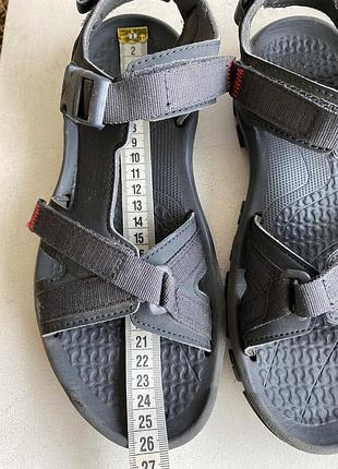 Босоніжки quechua 38-39р. оригінал