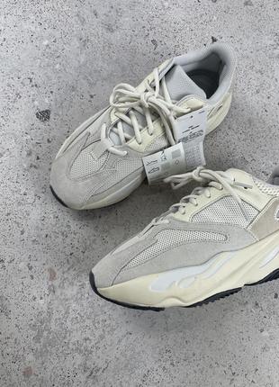 Adidas yeezy boost 700analog мужские кроссовки оригинал3 фото