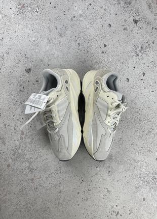 Adidas yeezy boost 700analog мужские кроссовки оригинал6 фото