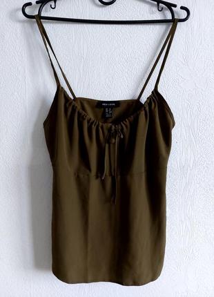 Гарна майка топ на тонких бретелях