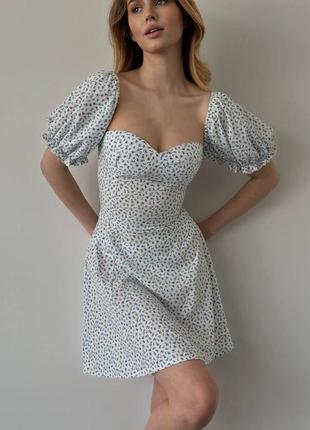 Жіноча сукня ніжна з чашками,виконана з якісної тканини,розміри: s-м;м-l