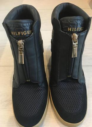 Жіночі ботинки tommy hilfiger 2