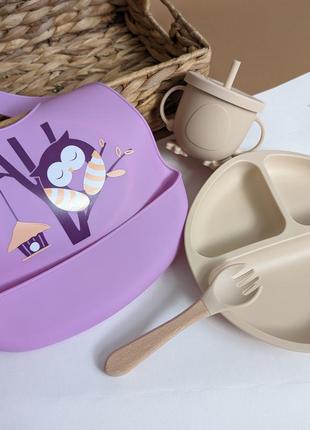 Набор силиконовой детской посуды для прикорма (4в1), секционная тарелка, вилка, слюнявчик, чашка-поильник