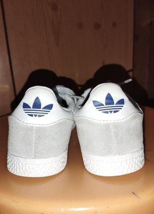 Детские кроссовки кожаные adidas2 фото