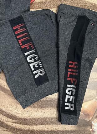 Спортивний костюм tommy hilfiger оригінал1 фото